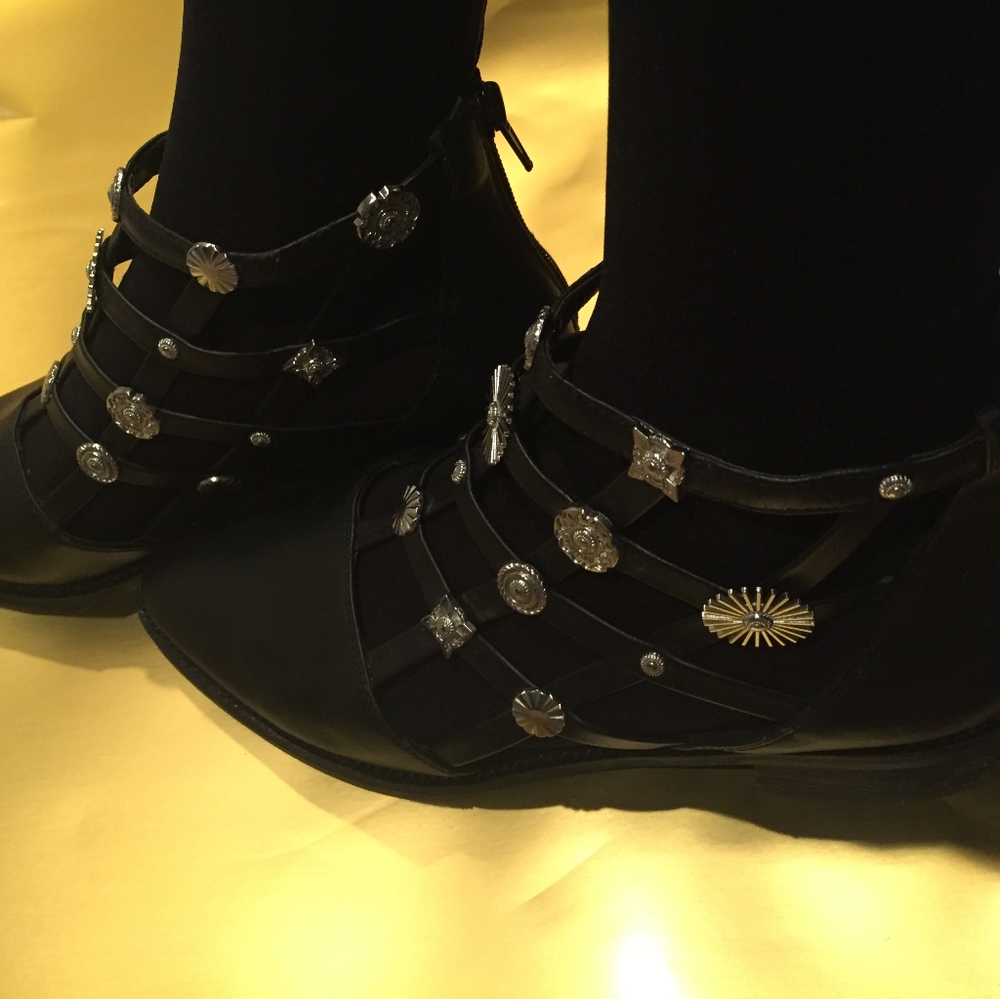 Black woman's shoes